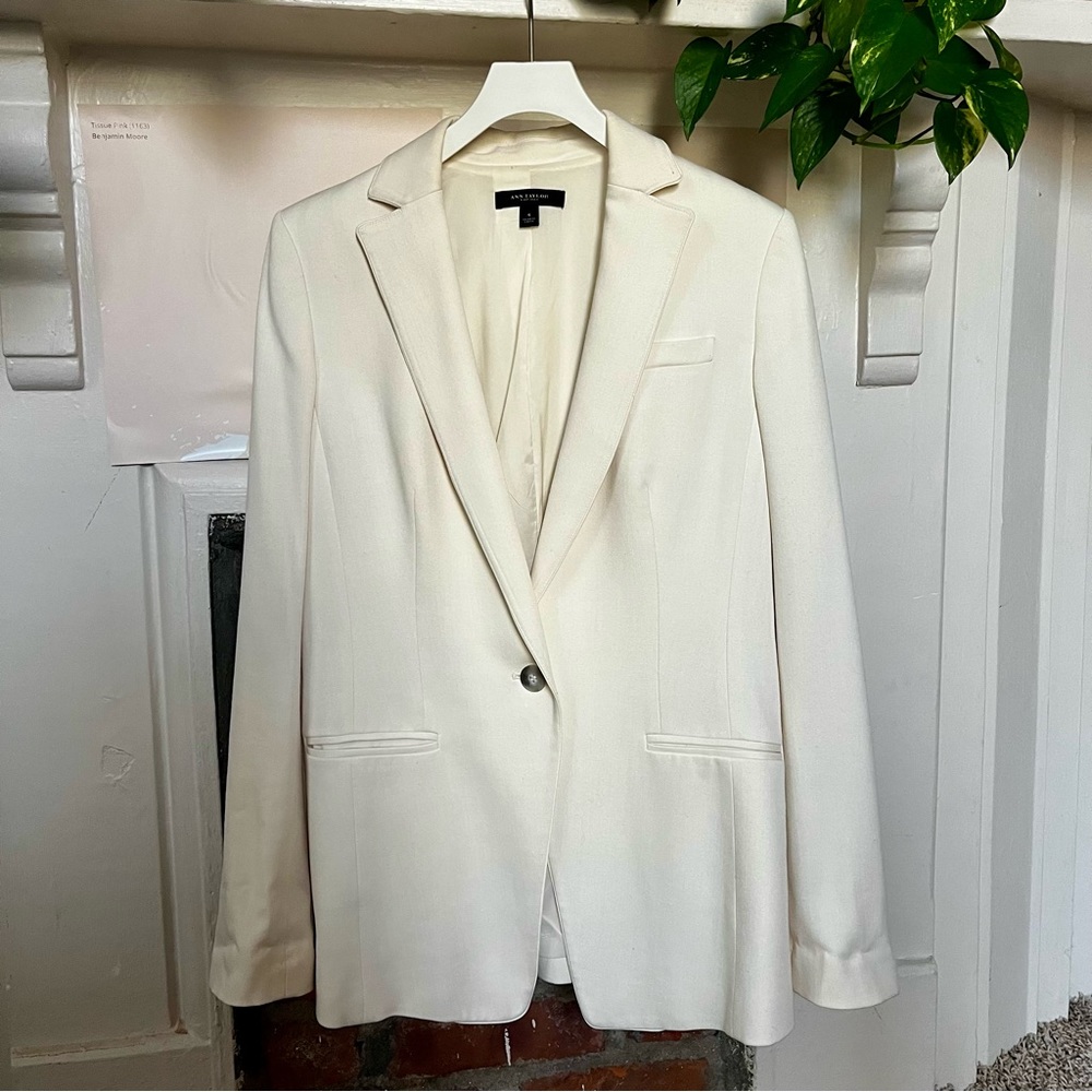 Ivory Ann Taylor Blazer - size 4